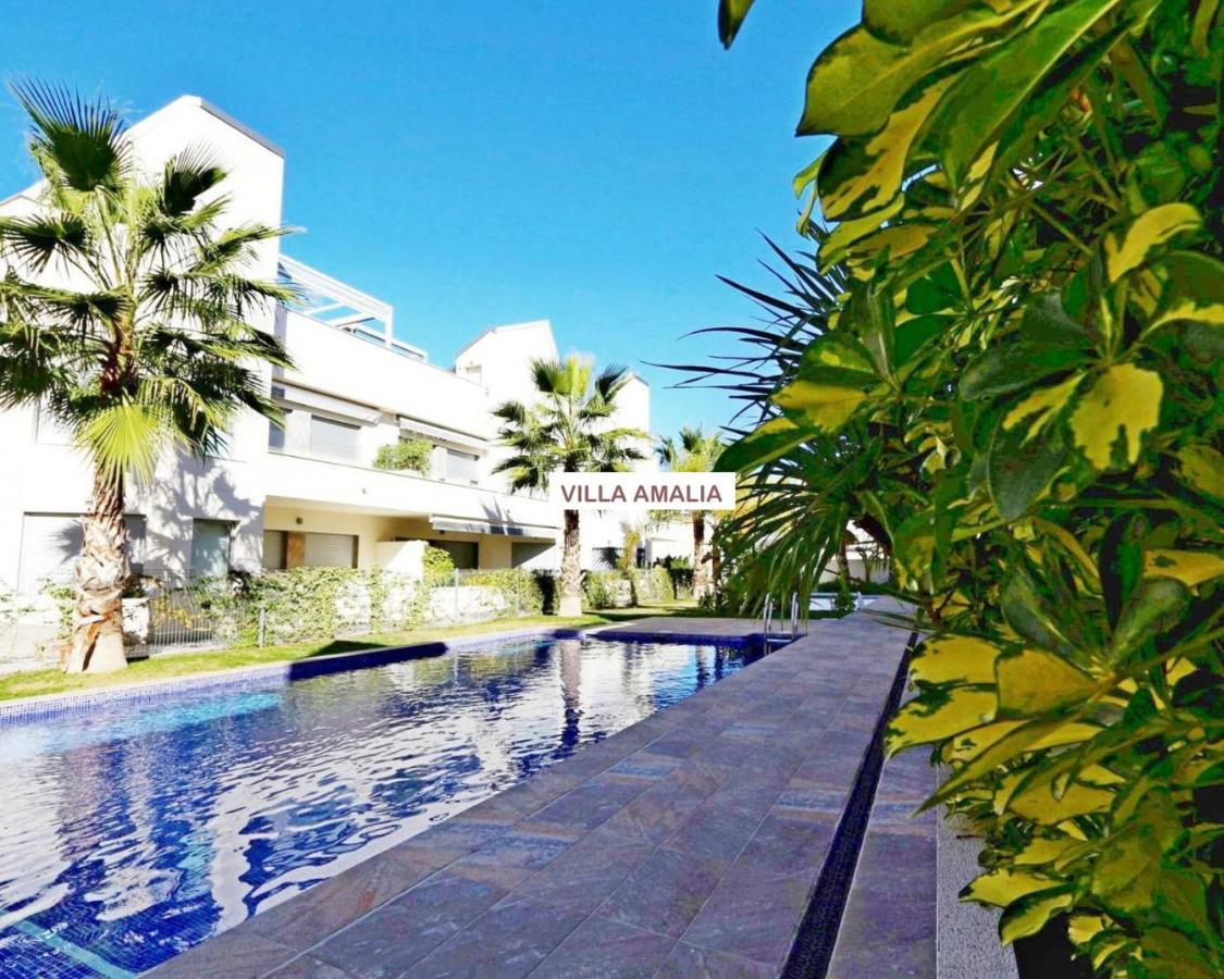 Beach Apartment Amalia Torrevieja Dış mekan fotoğraf